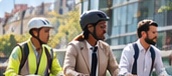 Formation vélo en entreprise : salariés à vélo en ville en Île-de-France
